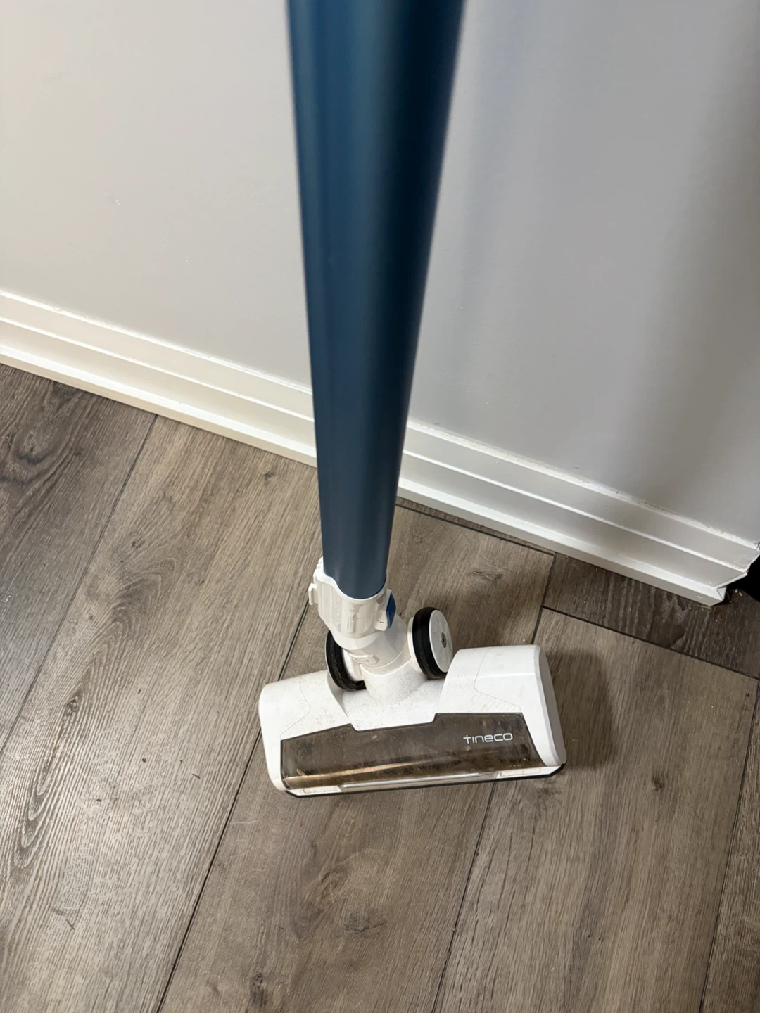 Tineco Cordless Vacuum Cleaner - photo 2