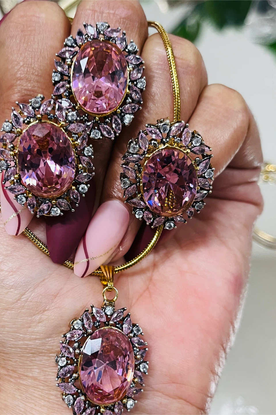 Jewelry Set - Oval Gemstones with Crystal Accents - photo 4