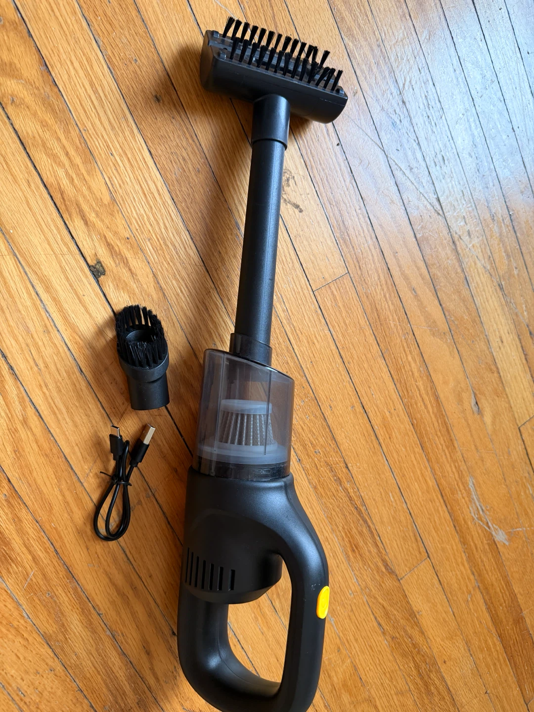 XC-106 Portable Cordless Vacuum Cleaner - photo 2