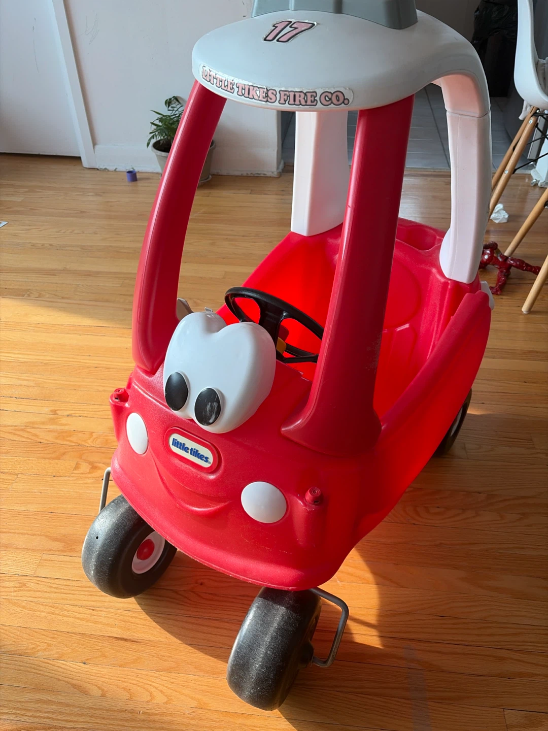 Little Tikes Cozy Coupe Fire Truck - photo 2