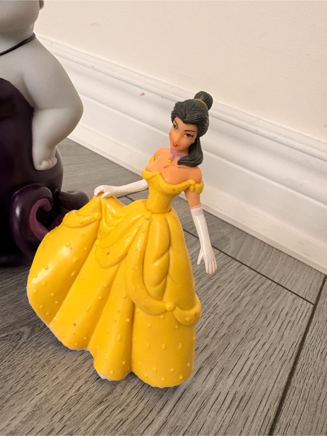 Disney Princess Dolls - Ursula, Aurora, Belle - photo 3