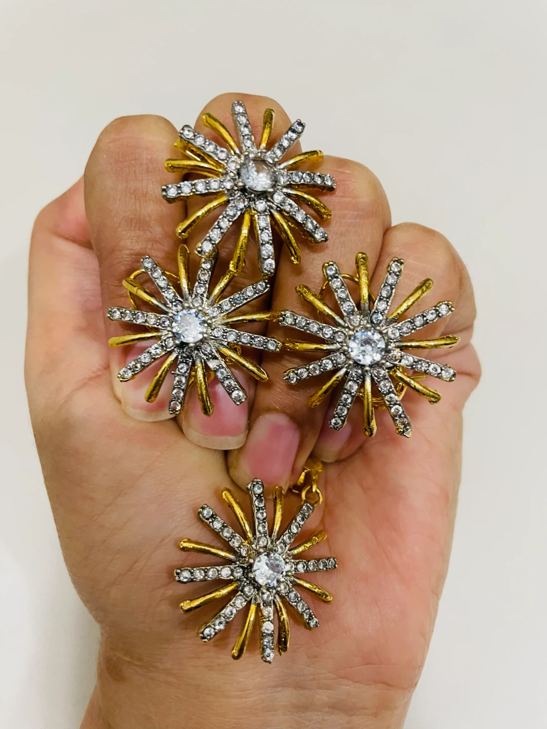 Gold Tone Starburst Necklace, Ring & Earrings Set - photo 2