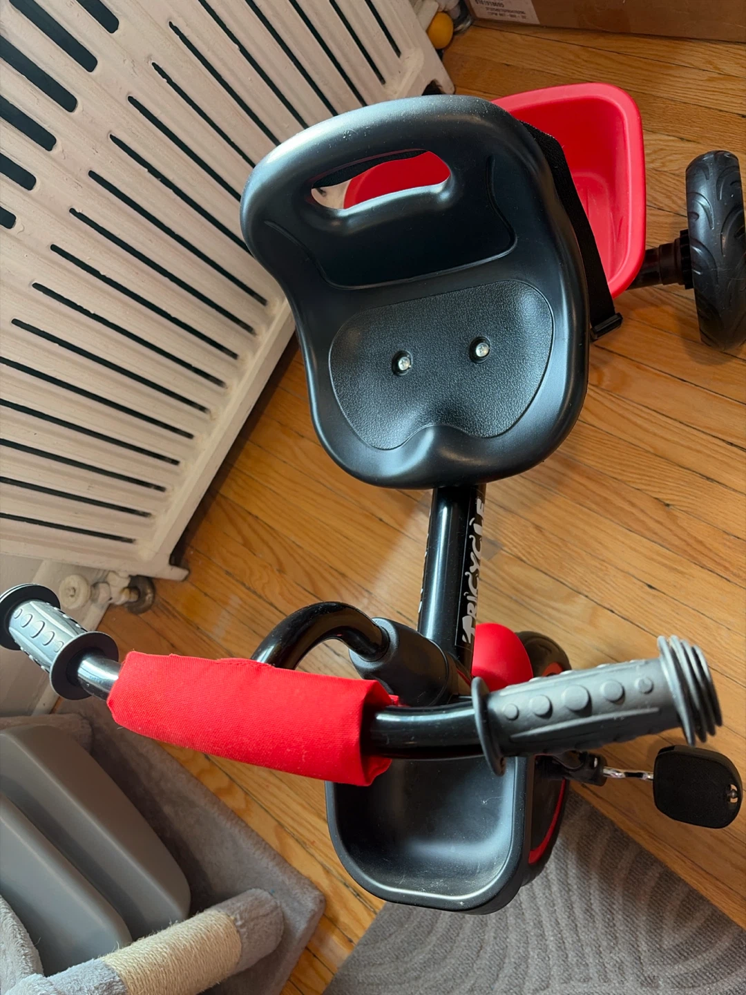 Red and Black Toddler Tricycle with Basket - photo 2