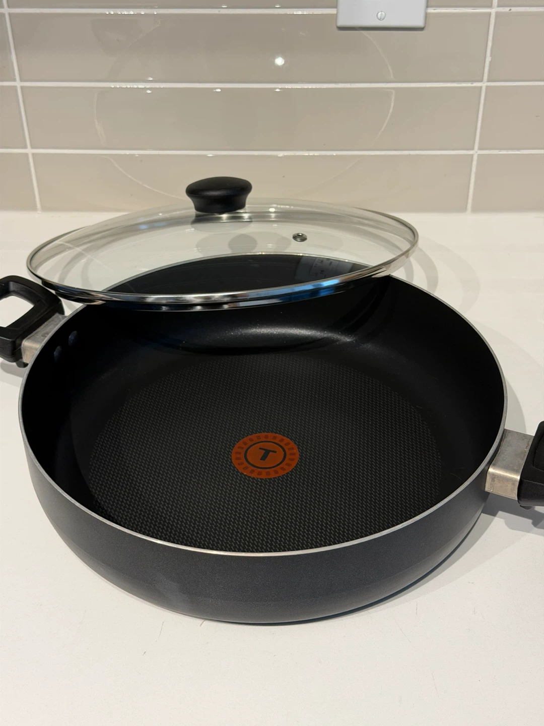 T-Fal Frying Pan with Lid