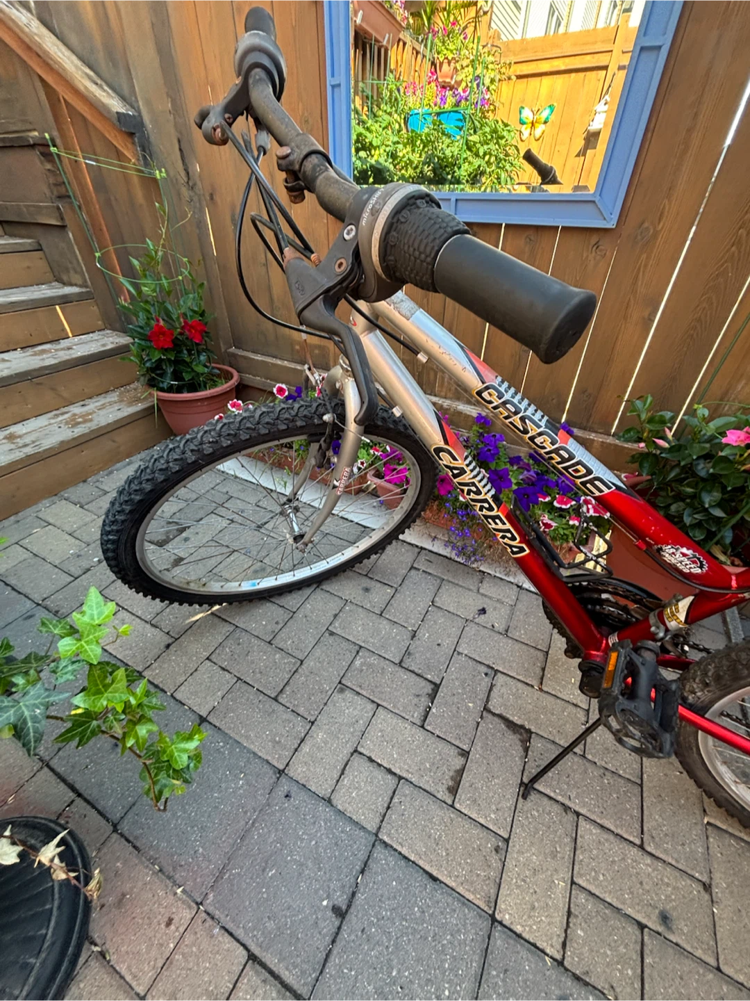 Carrera Cascade Mountain Bike - photo 3
