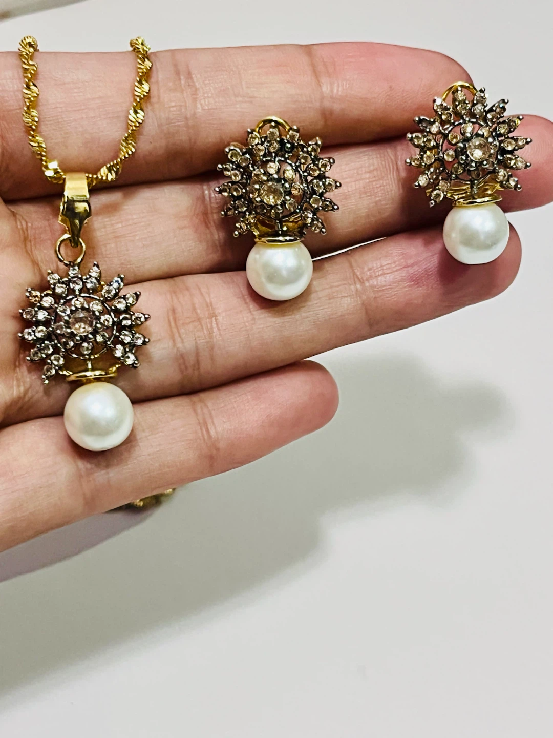 Beautiful small sets - photo 3