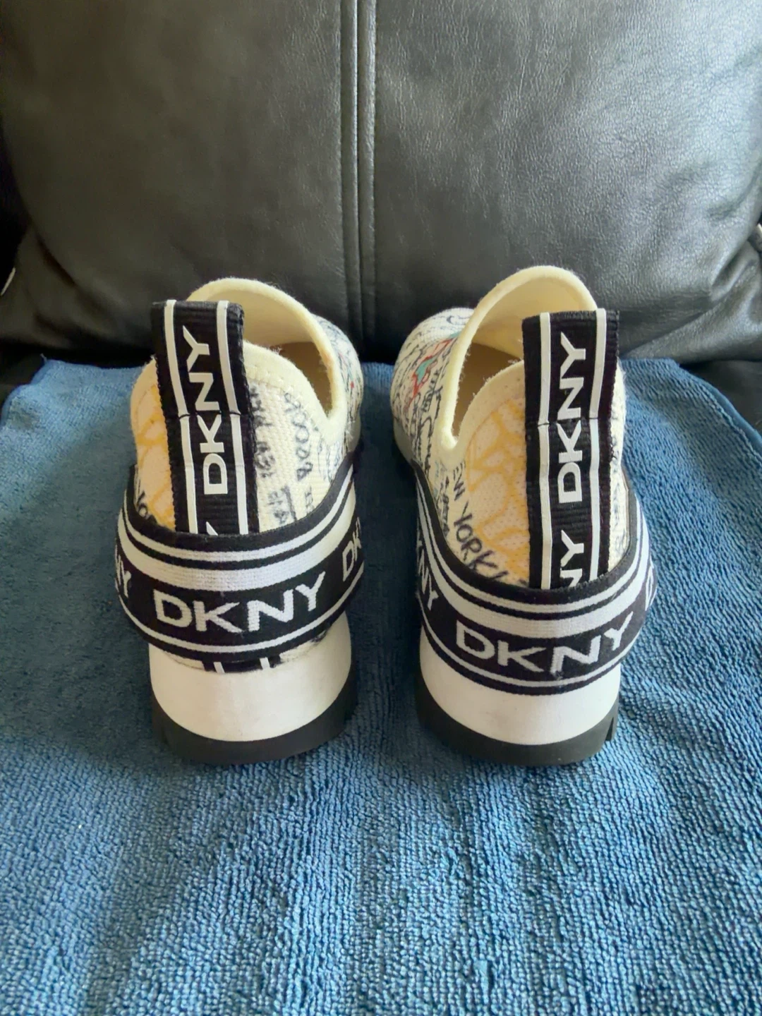 DKNY Women's Slip-On Sneakers - photo 3