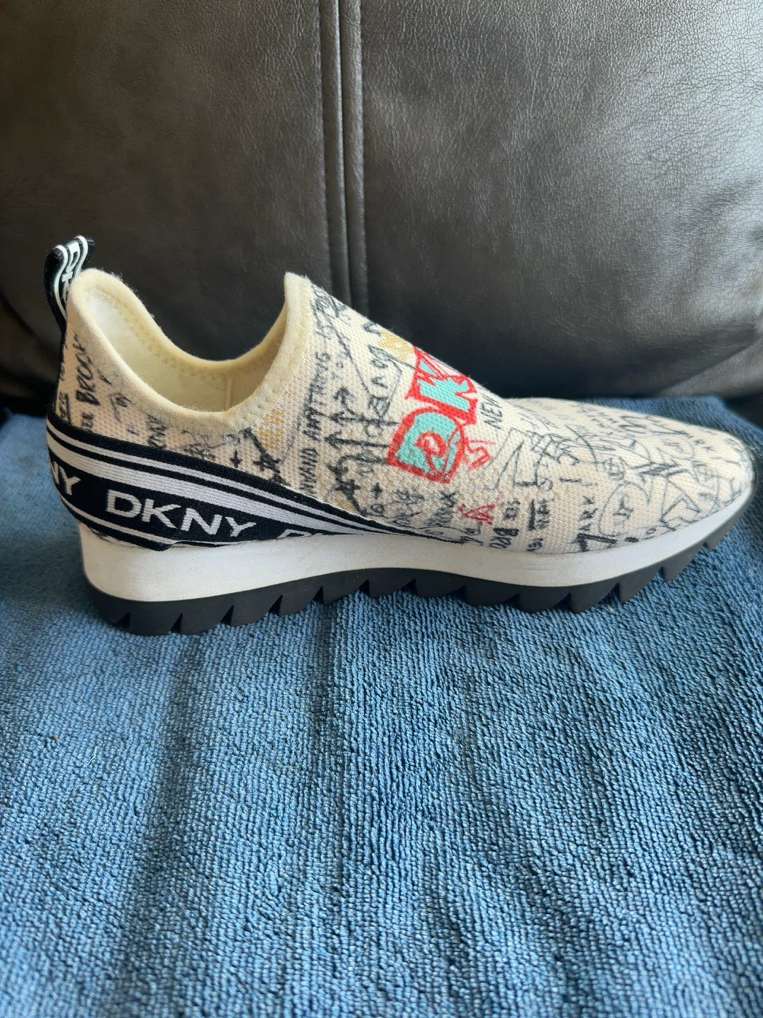 DKNY Women's Slip-On Sneakers - photo 4