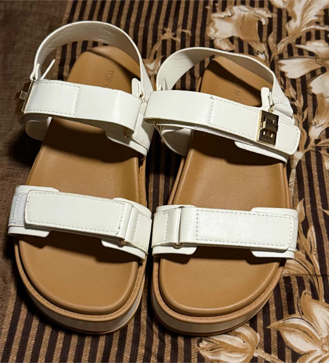 TOP MODA White Platform Sandals Size 9