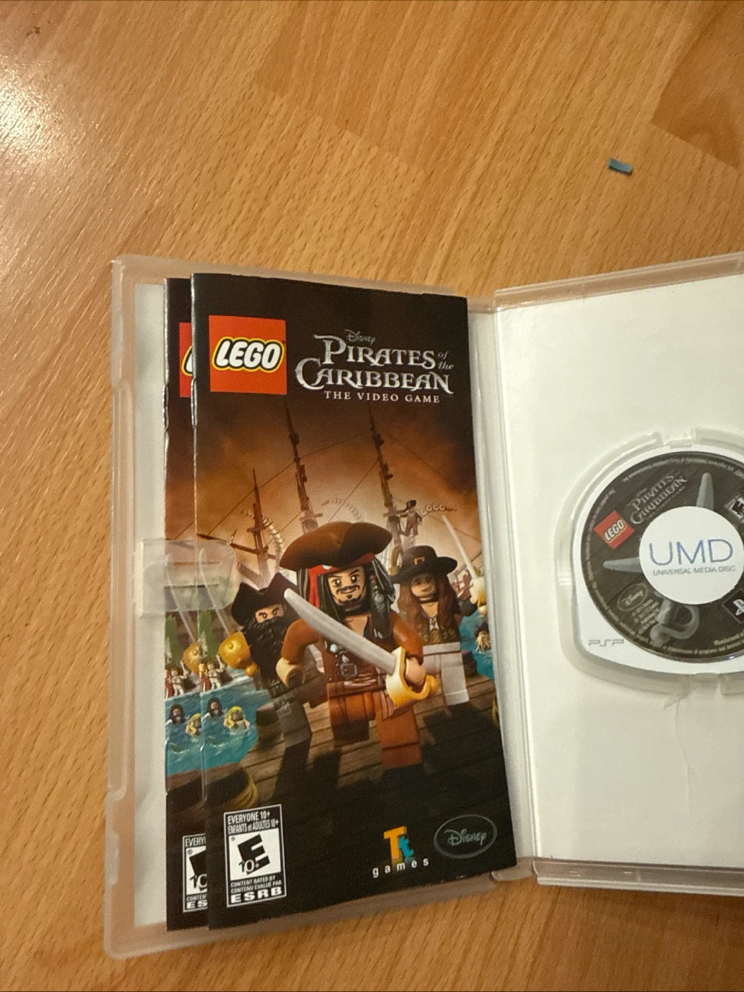 LEGO Pirates of the Caribbean: The Video Game for PSP - photo 3