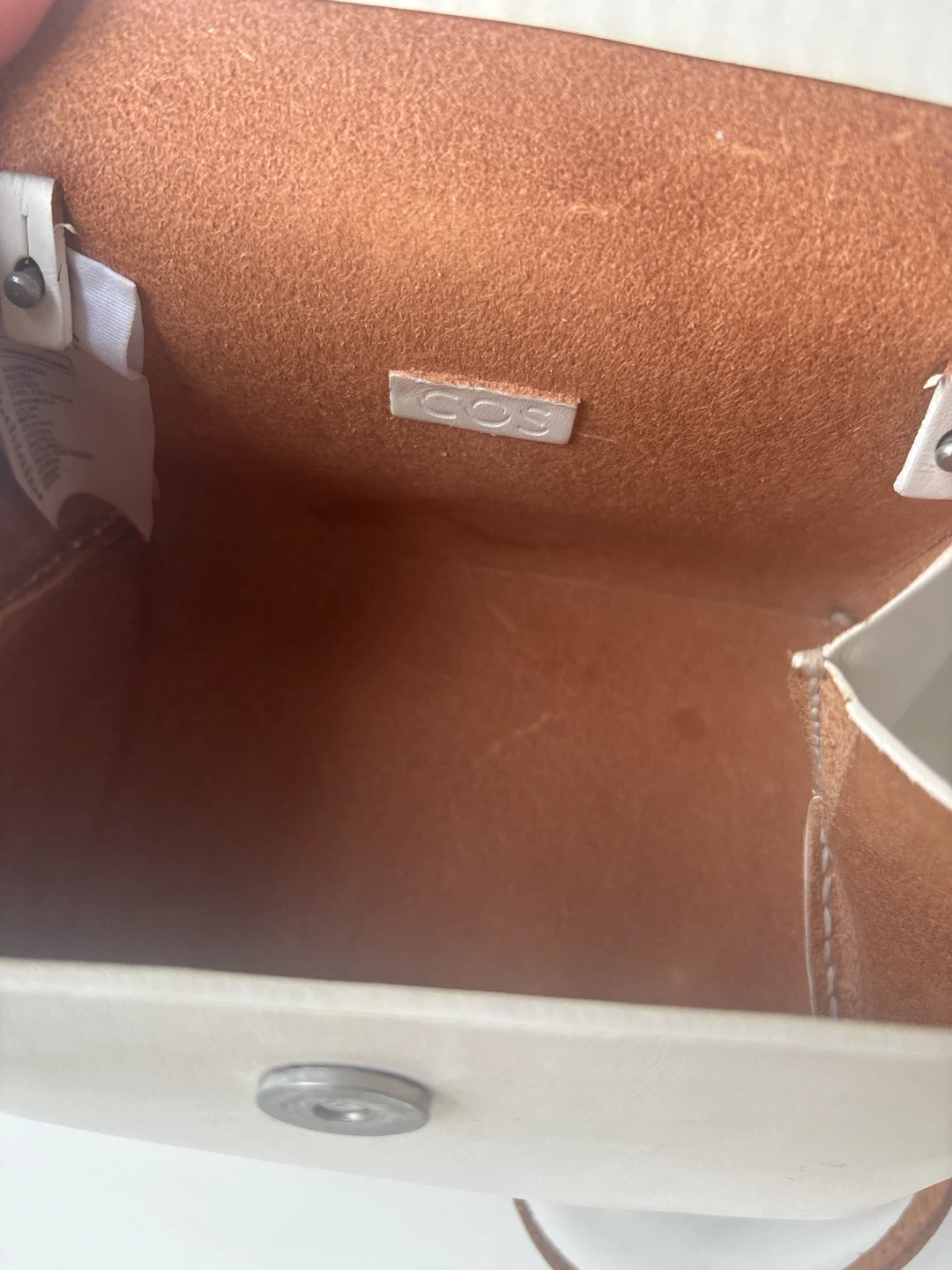 COS Cream Leather Crossbody Bag - photo 2
