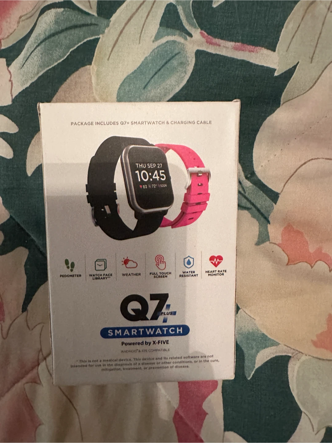 X-FIVE Q7+ Smartwatch with Charging Cable