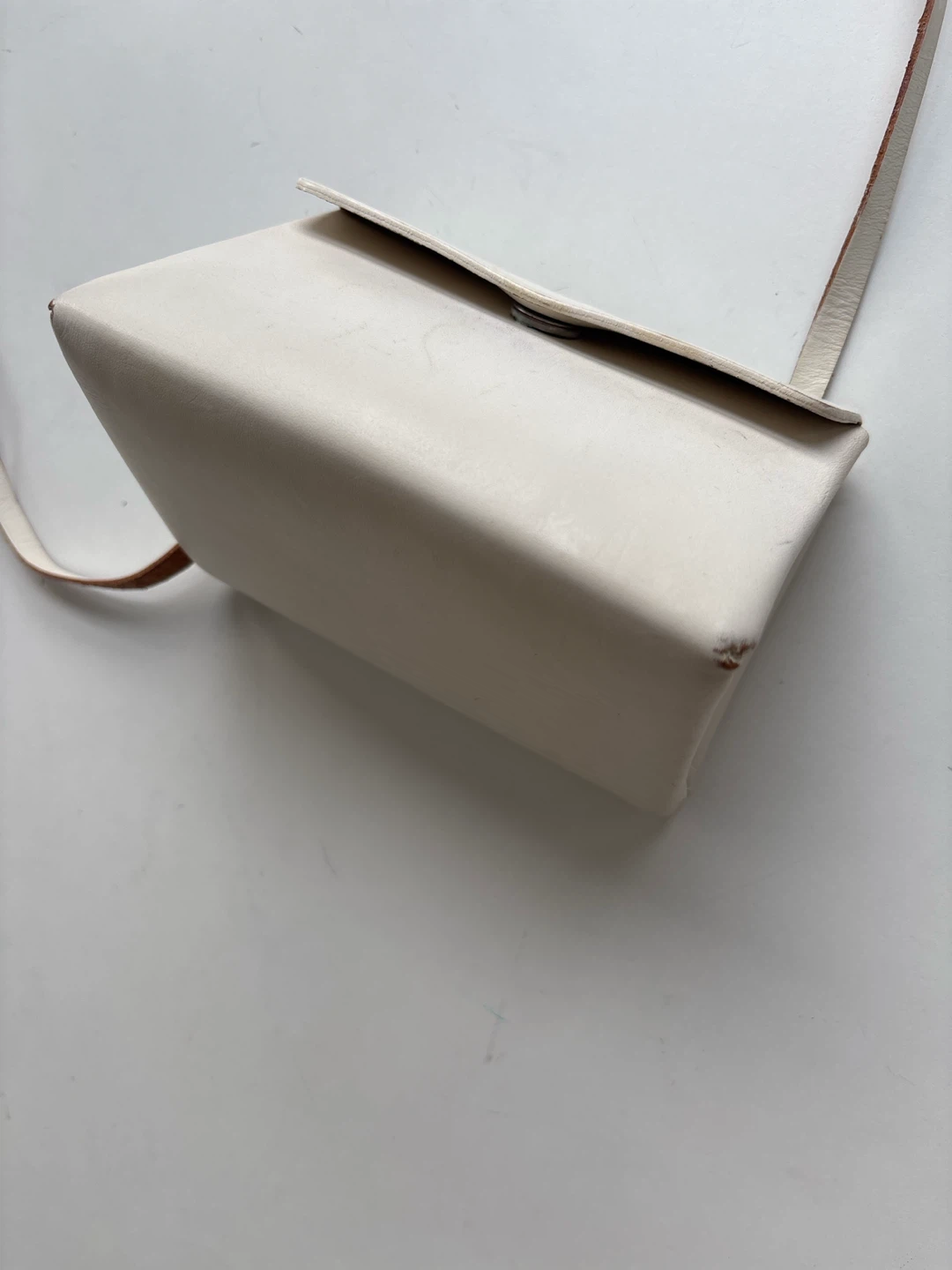 COS Cream Leather Crossbody Bag - photo 4