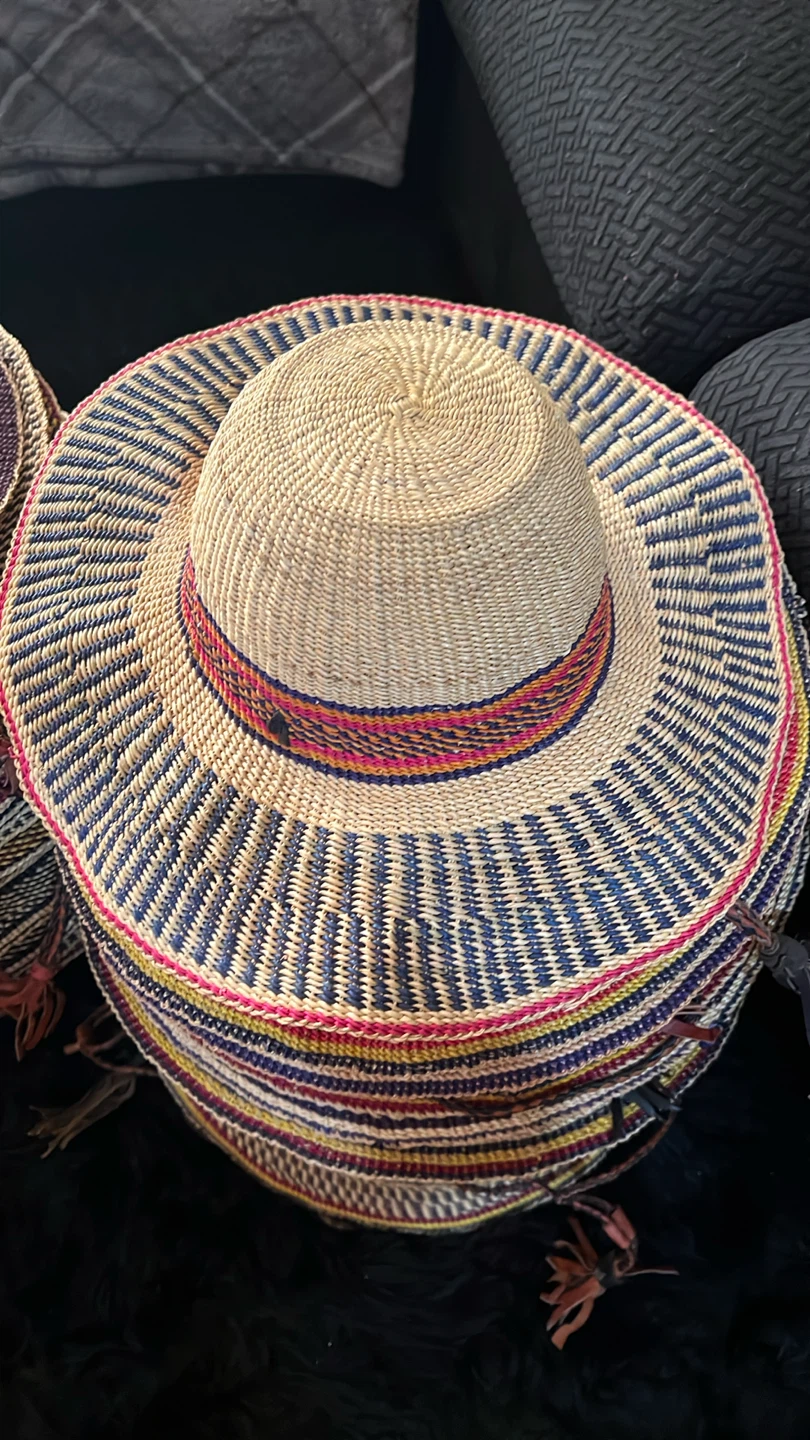 Handwoven Straw Sun Hats with Tassels 50 - photo 2