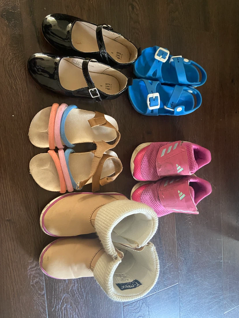 Toddler Girls’ Shoes Bundle – Size 8–9 (5 Pairs)