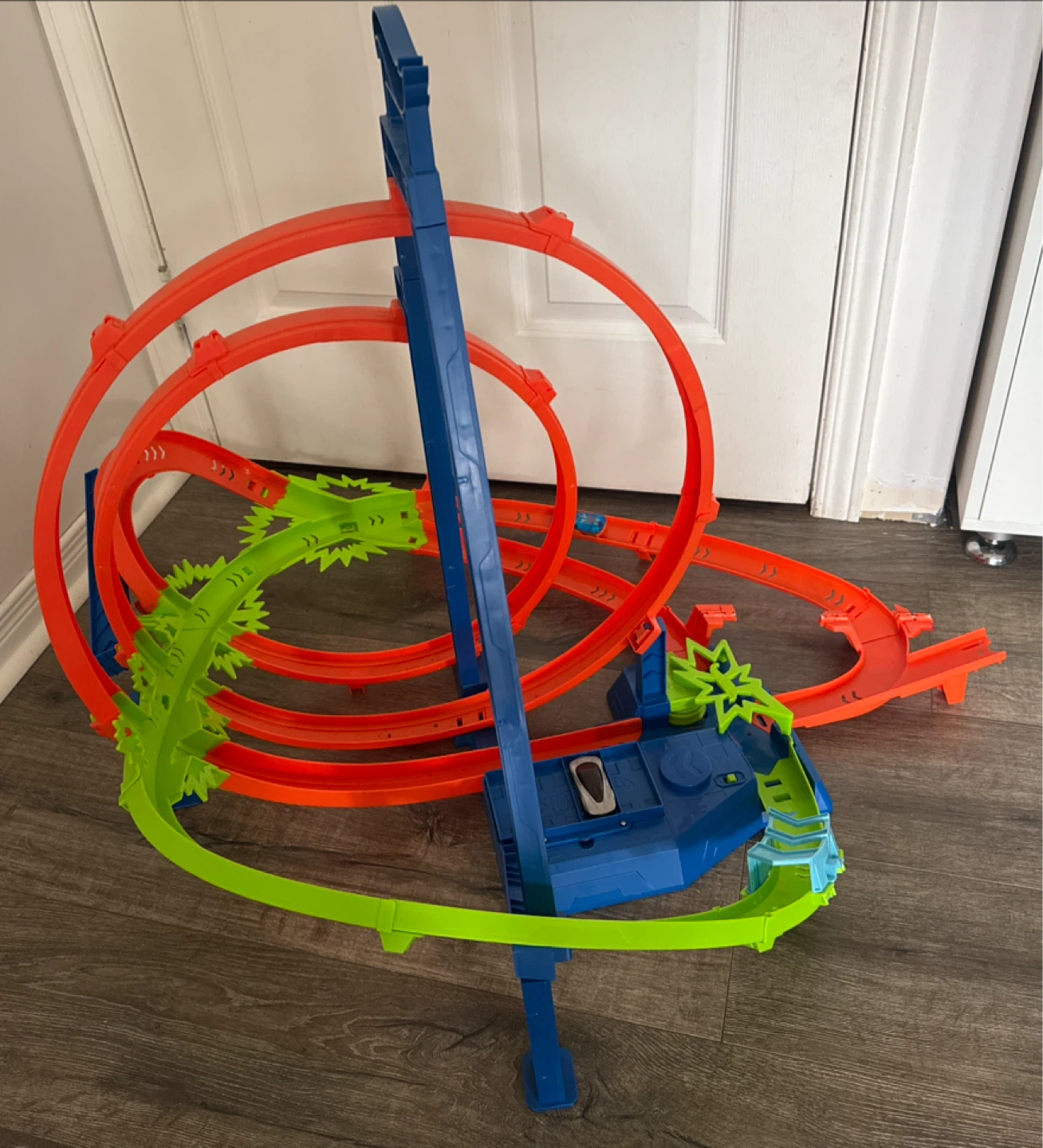 Hot Wheels Mega Track Pack Spiral Stunt Set - photo 2