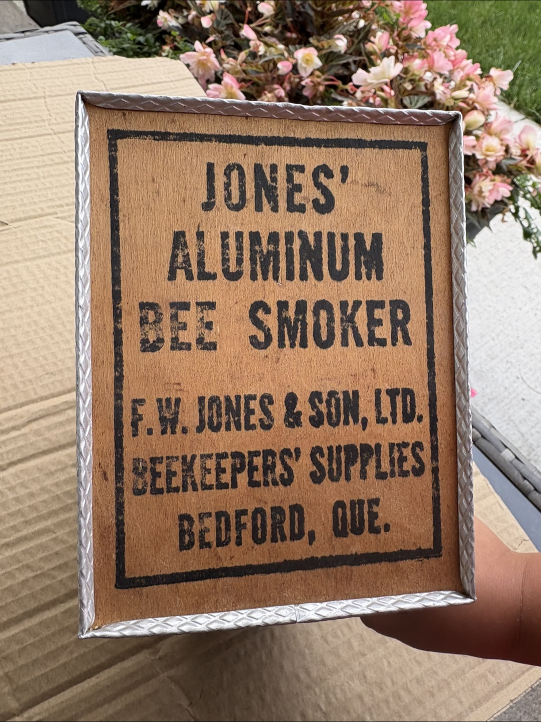 Vintage Bee Smoker - photo 3
