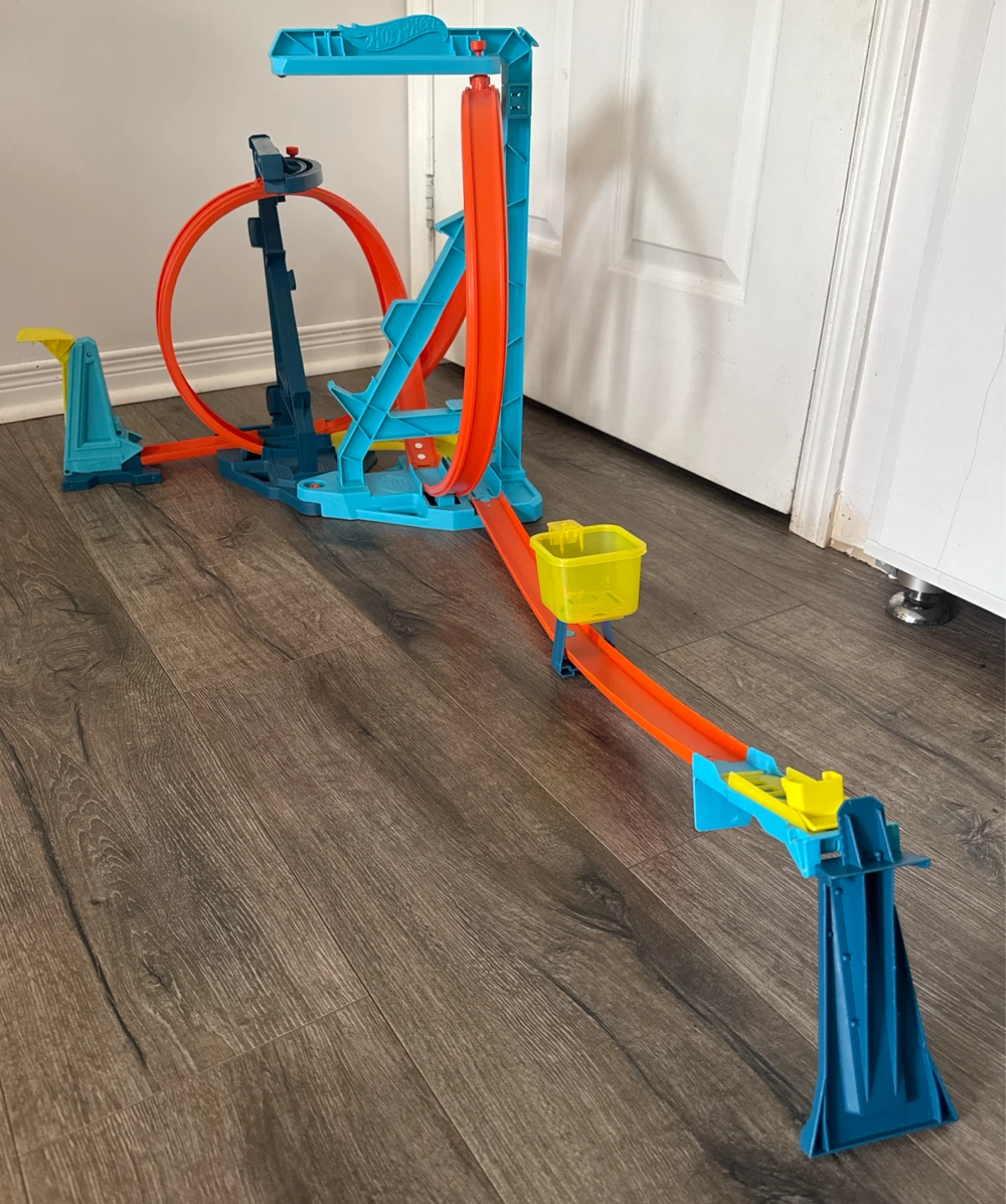 Hot Wheels Stunt Track