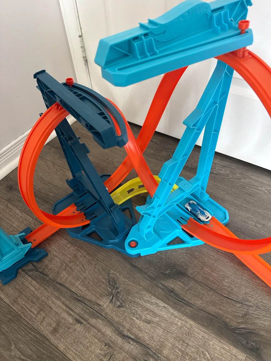 Hot Wheels Stunt Track - photo 3
