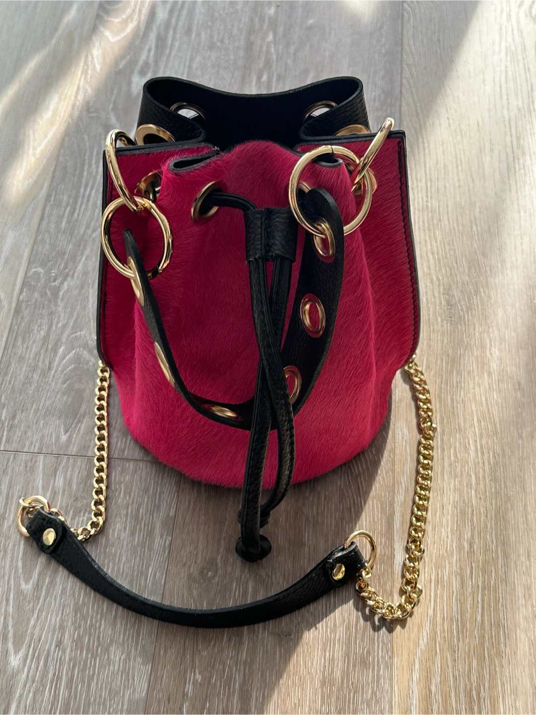 NEW Black & Hot Pink Bucket Bag Leather Italy