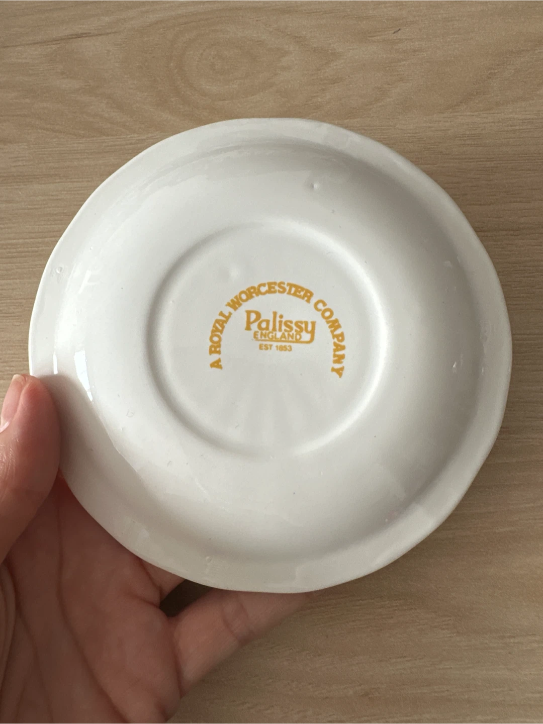 VINTAGE Palissy - Queen Elizabeth II Silver Jubilee Plate - photo 3