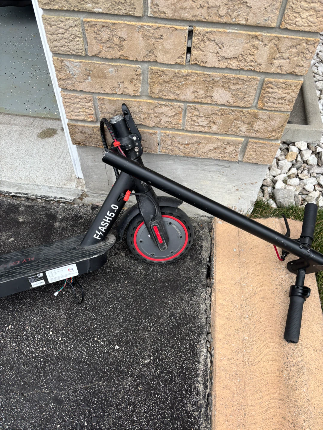 FLYON Flash 5.0 Electric Scooter - photo 5