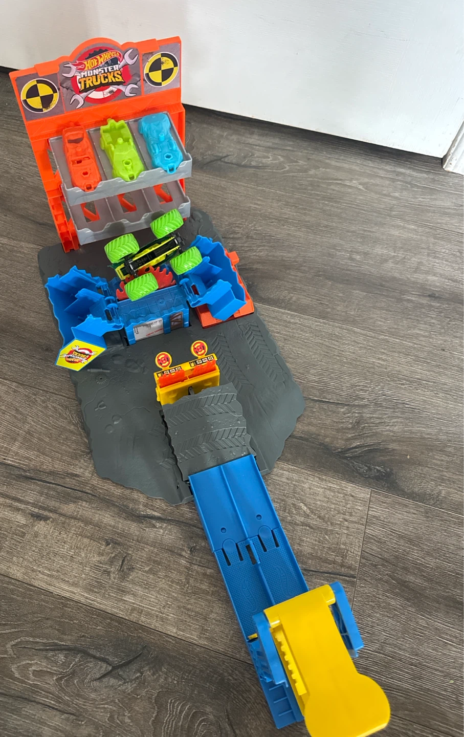 Hot Wheels Monster Trucks Set - photo 2