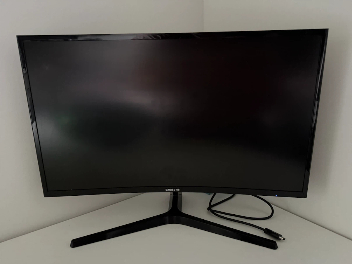 Samsung 27" Curved Monitor LC27F396FH