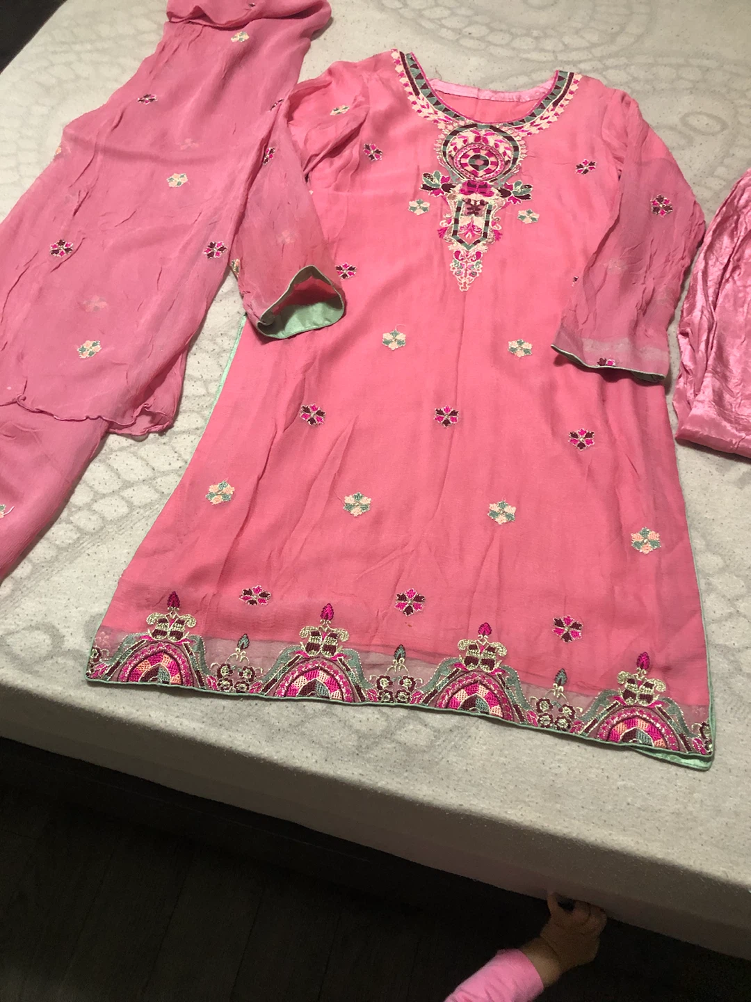 Women's 3-Piece Embroidered Kurti Set - photo 4