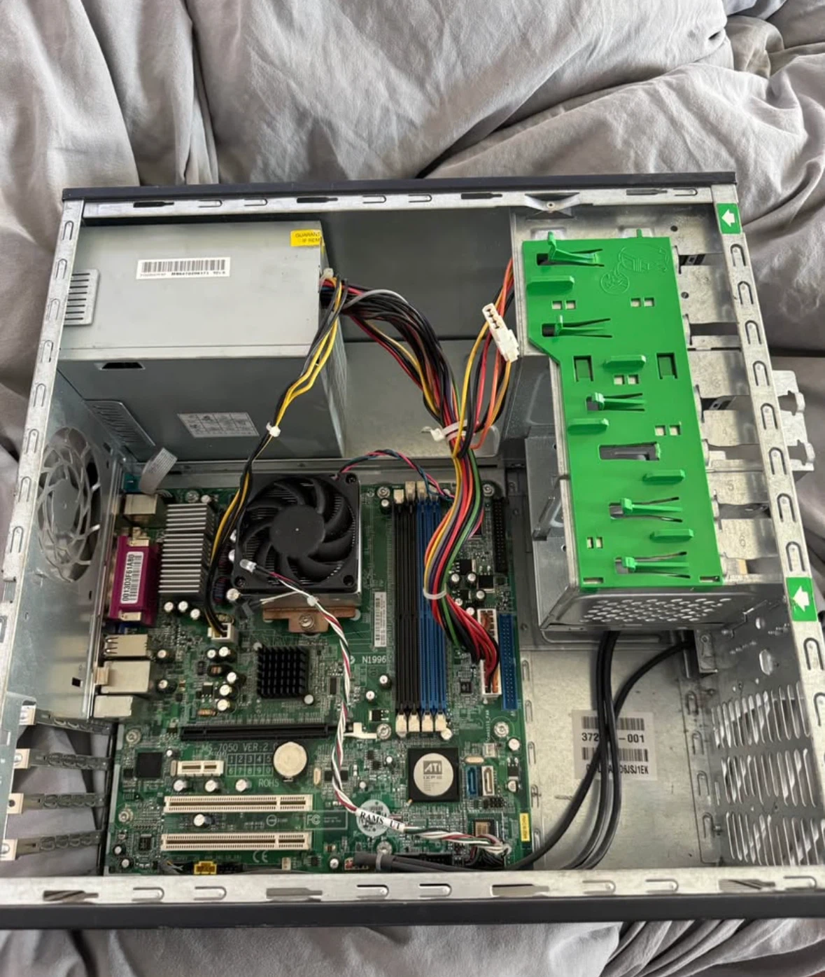 HP Desktop PC (Barebones) – Parts or Repair