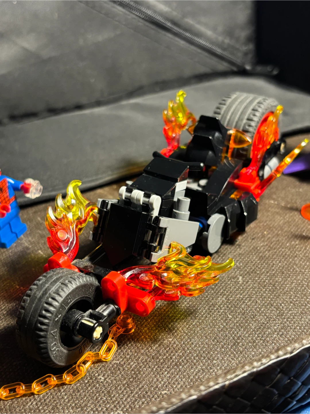 LEGO - 76058 - Spider Man / Ghostrider Team up 95% complete - photo 5