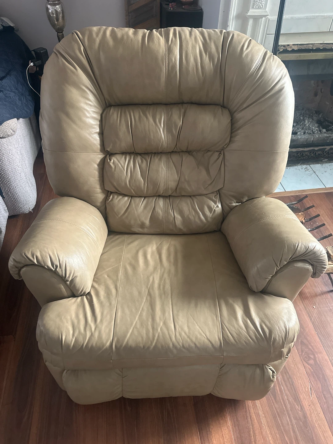 Tan Leather Recliner Chair