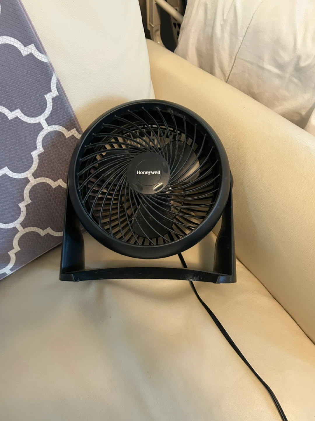Honeywell Tabletop Fan