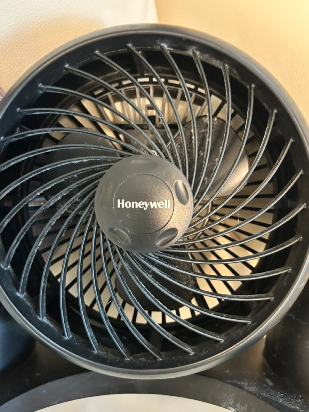 Honeywell Tabletop Fan - photo 2
