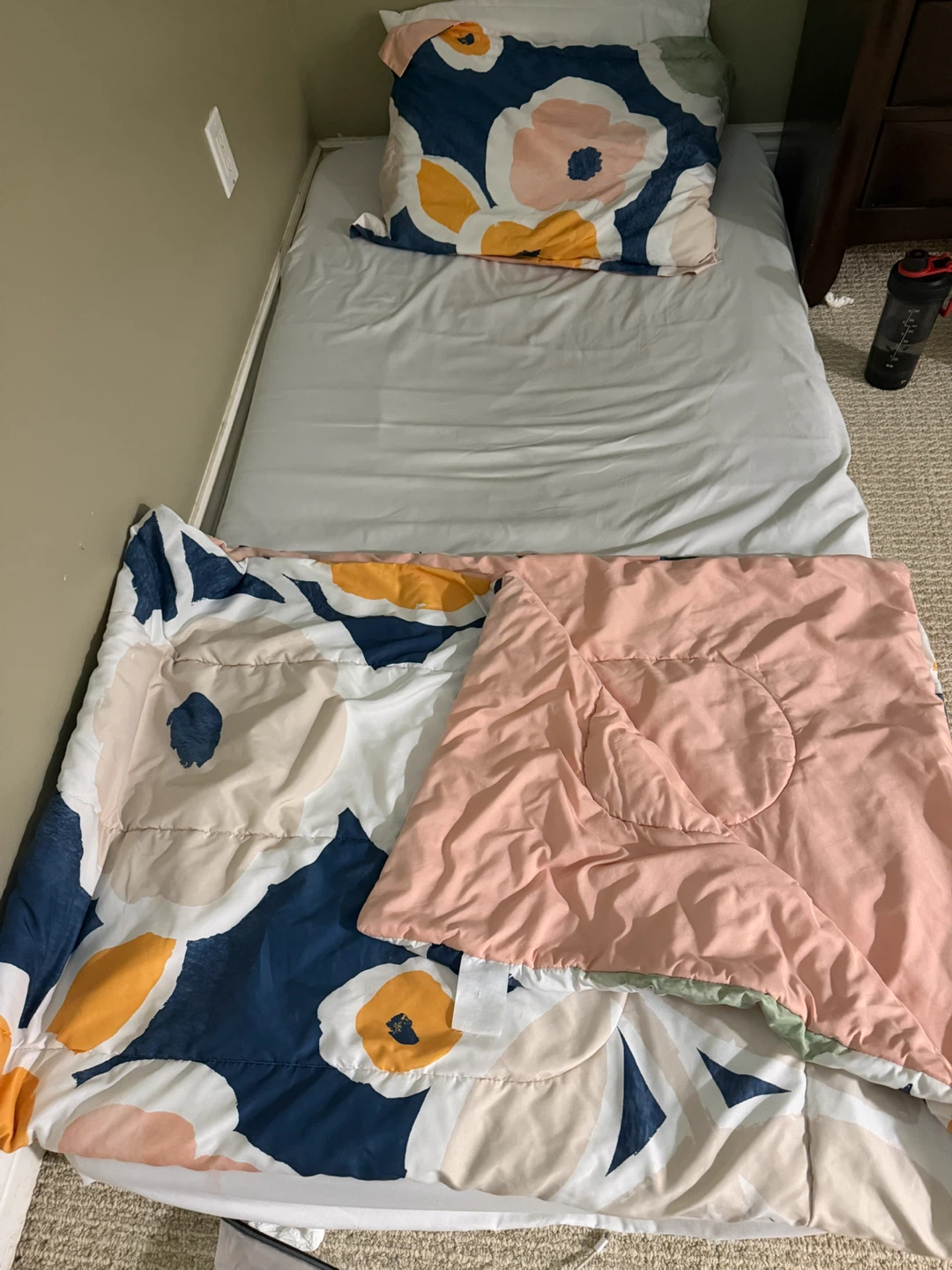 Floral Comforter Set - photo 2