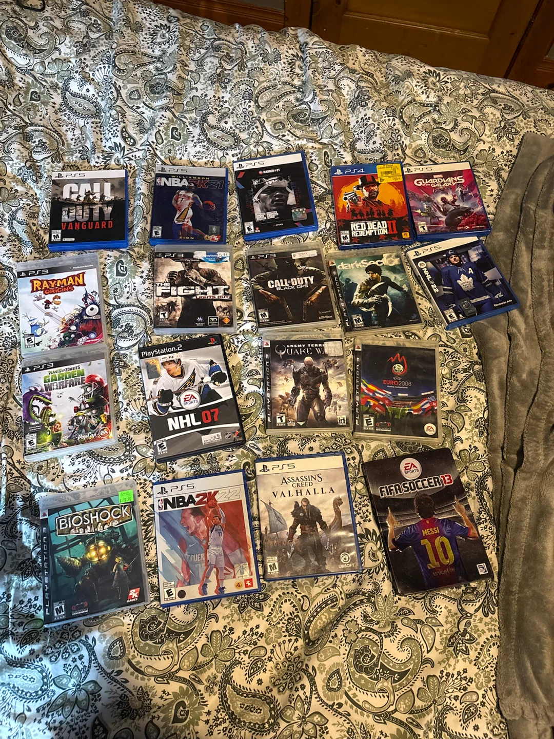 Assorted PlayStation Games
