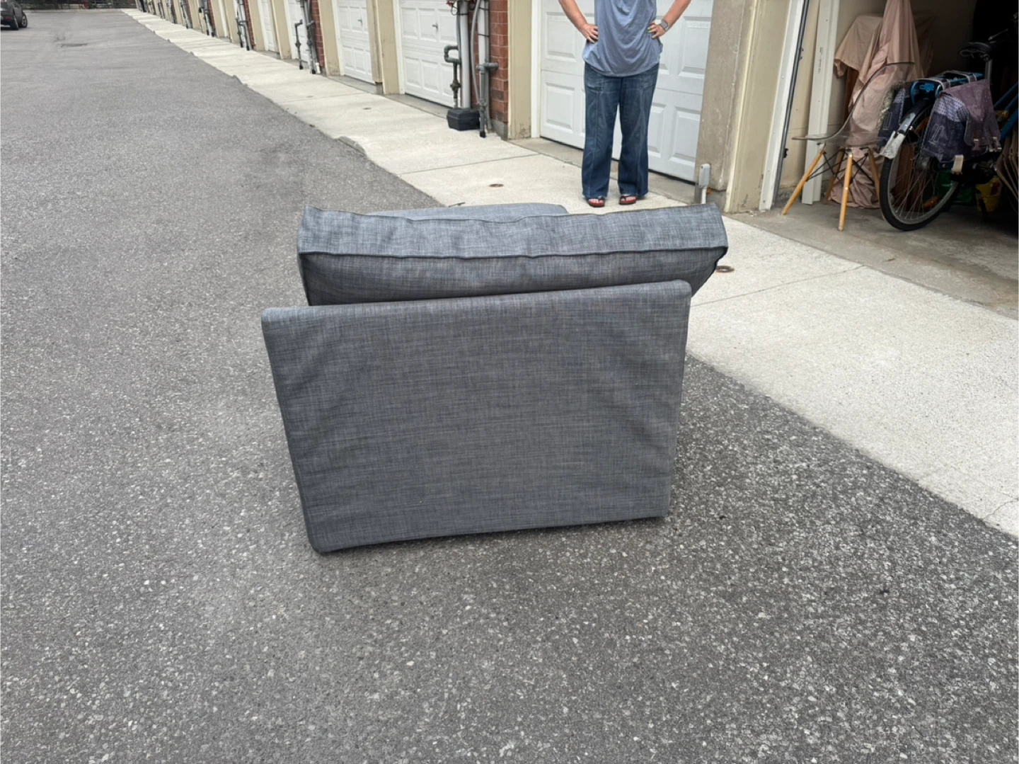 Kvik Chaise with custom grey cover - photo 4