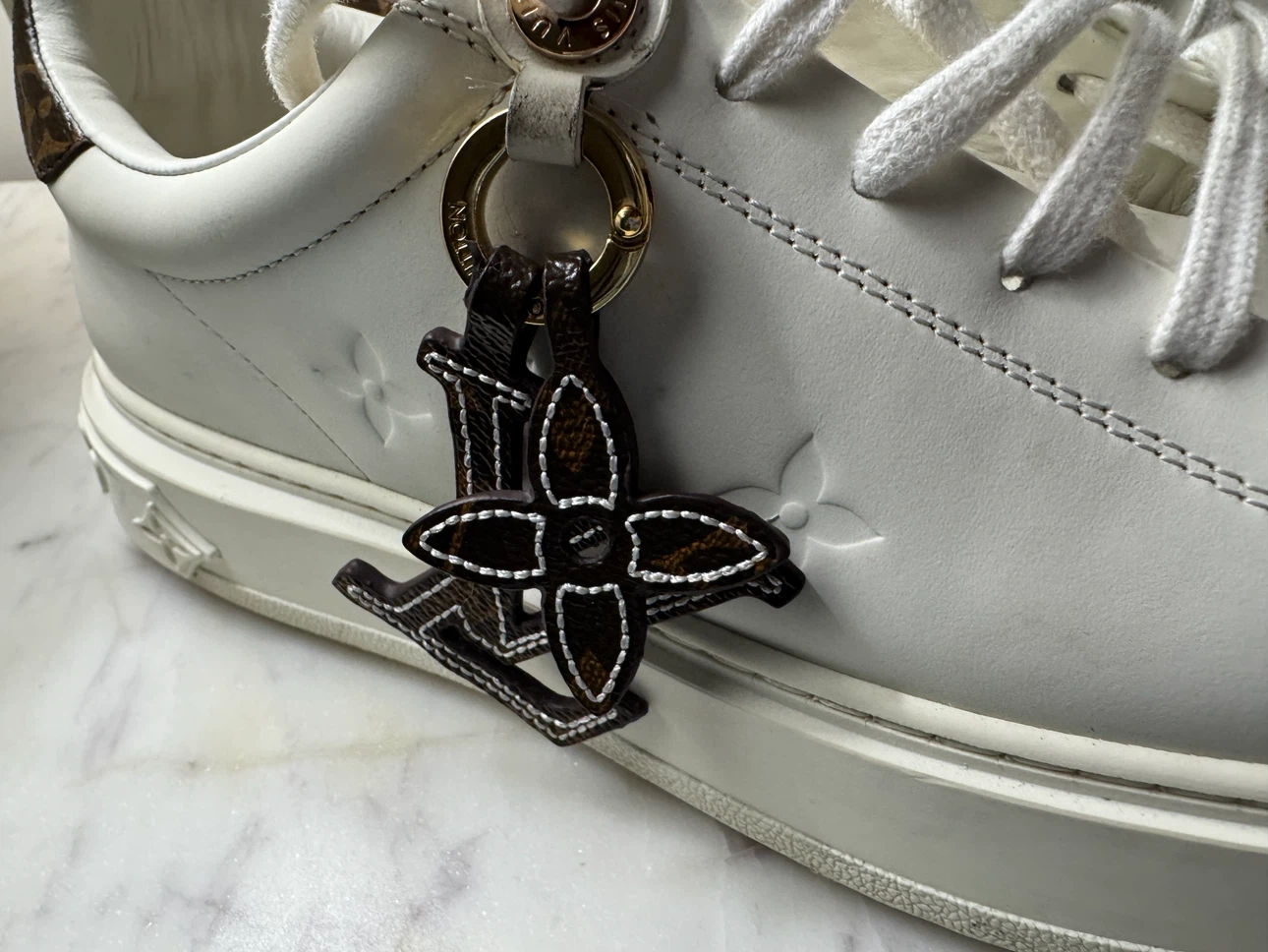 Louis Vuitton White Leather Sneakers - photo 4