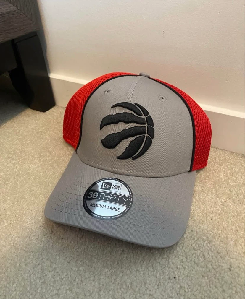 Sports hats - photo 3