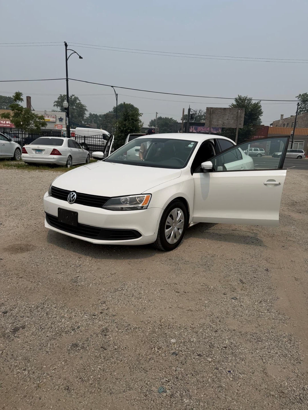 Volkswagen jeta SE 2011