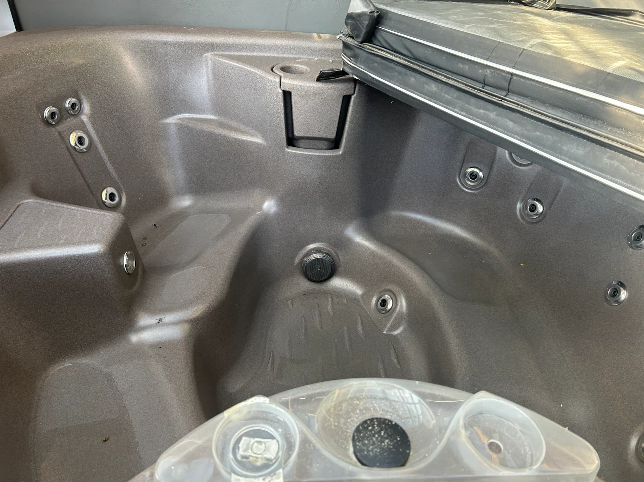 Used Hot Tub - photo 3