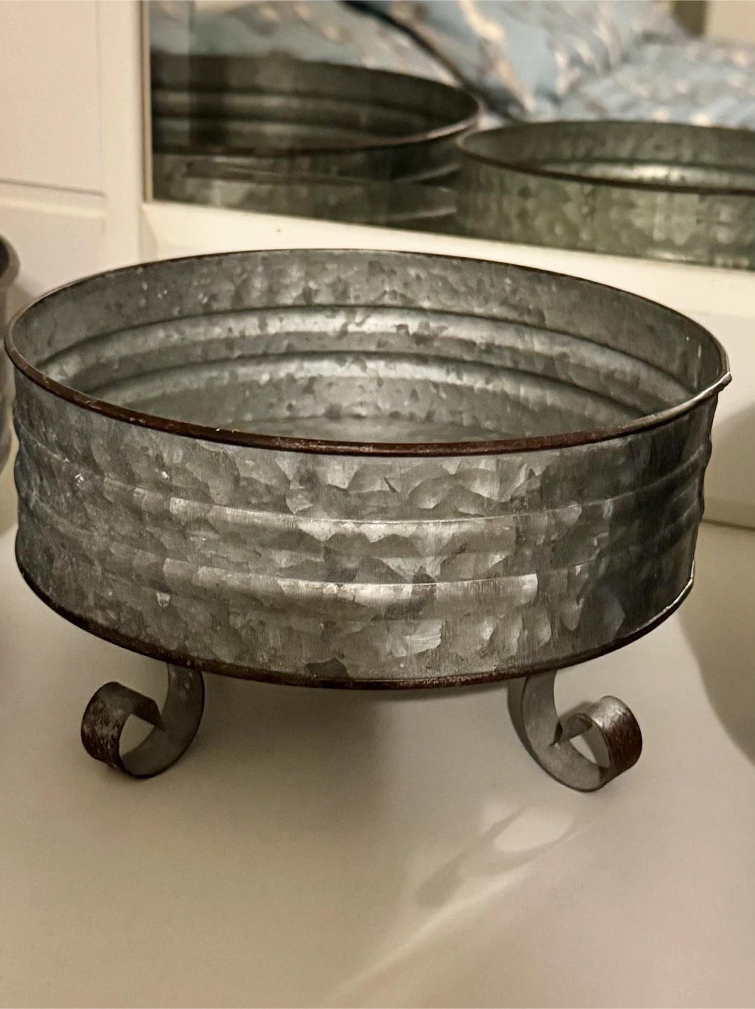 Set of galvanized metal trays; 2 large and 1 small - photo 2