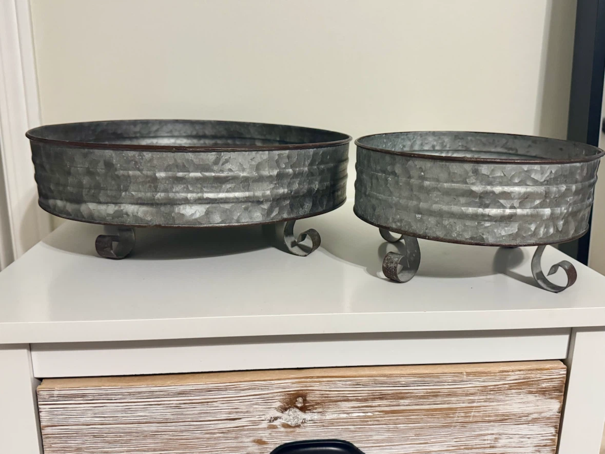 Set of galvanized metal trays; 2 large and 1 small - photo 5