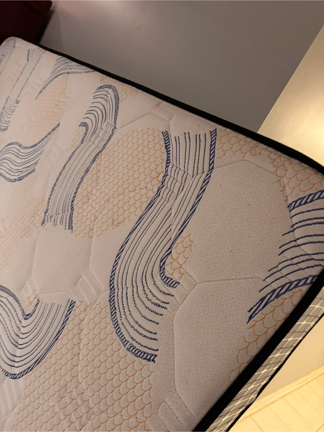 Mattress with Blue and White Wave Pattern - photo 4