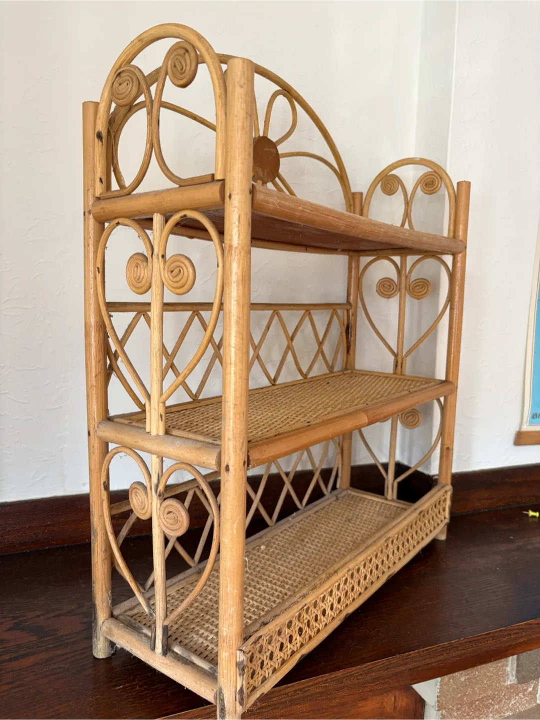 Vintage Rattan Shelf Unit - photo 2