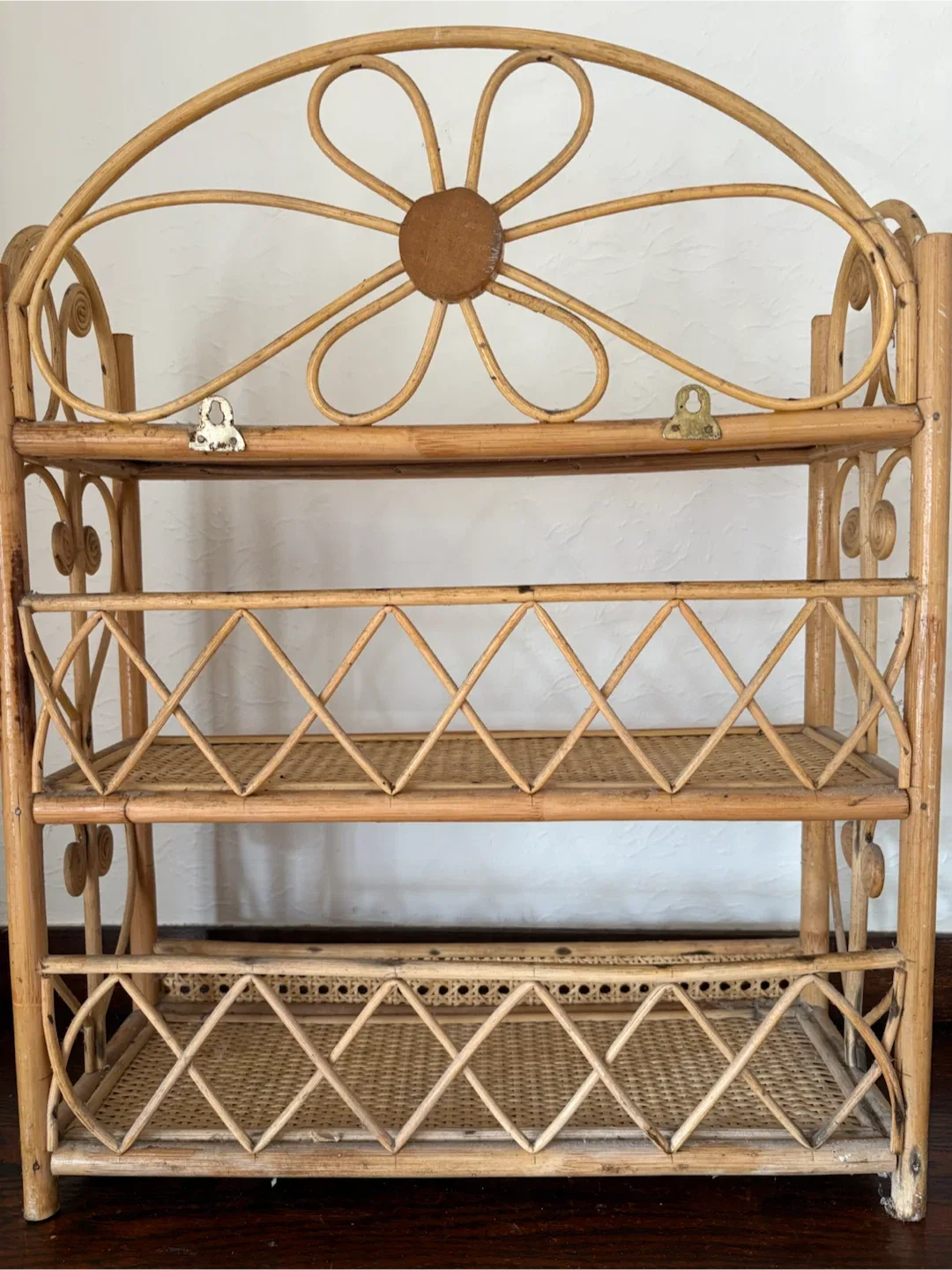 Vintage Rattan Shelf Unit - photo 3