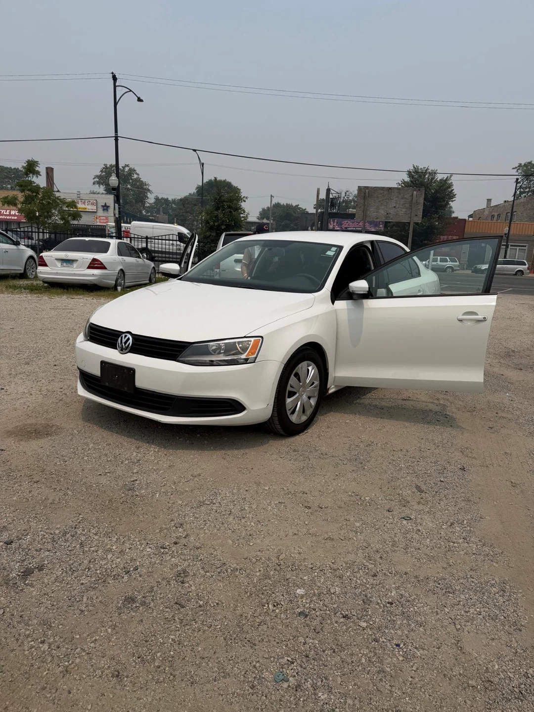White Volkswagen Jetta Sedan 2011