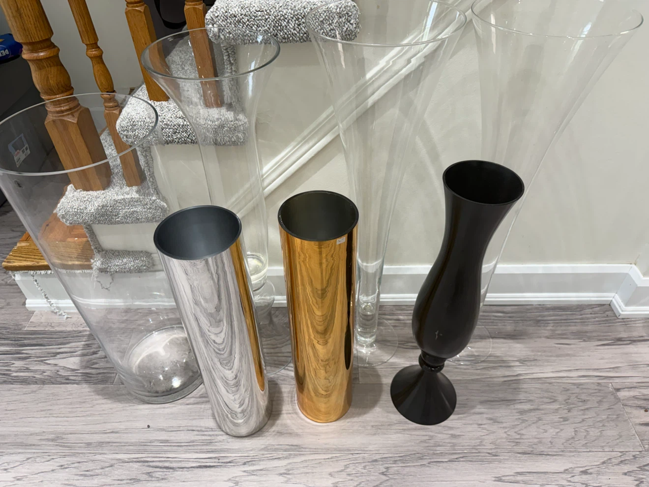 Trading for new/lightly used clothes! Hurricane vases
