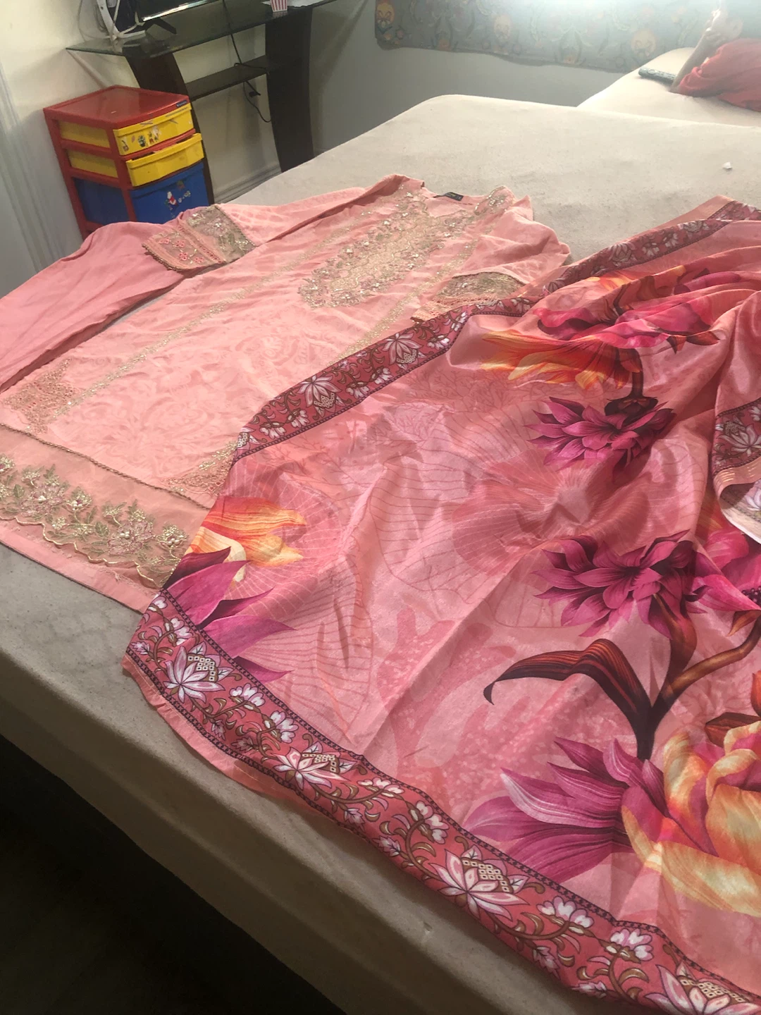 Pink Embroidered 3-Piece Suit with Printed Dupatta - photo 4