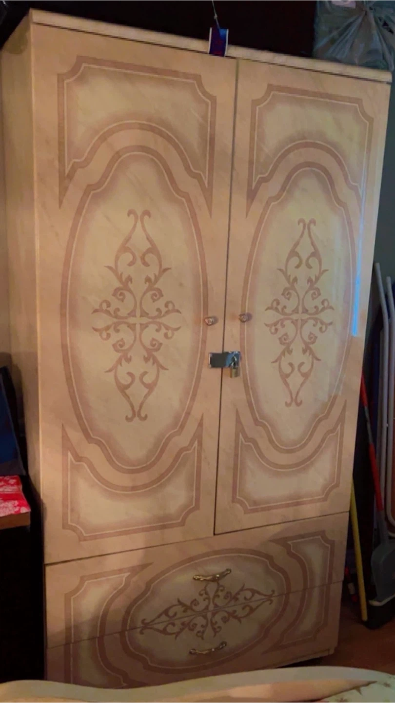 Queen size bed room set - photo 2